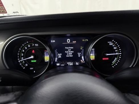 Used 2023 Jeep Wrangler Unlimited w/ Safety Group AWD/4WD image 24