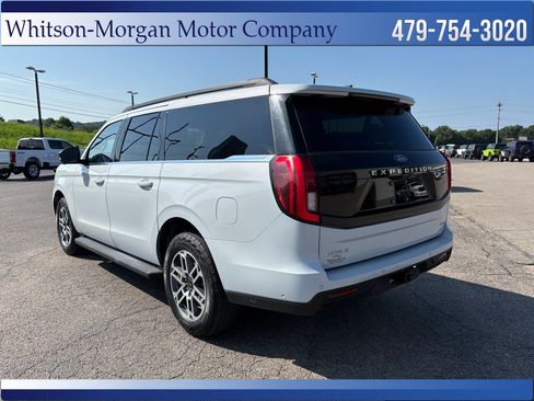 Used 2025 Ford Expedition Max Active AWD/4WD image 7