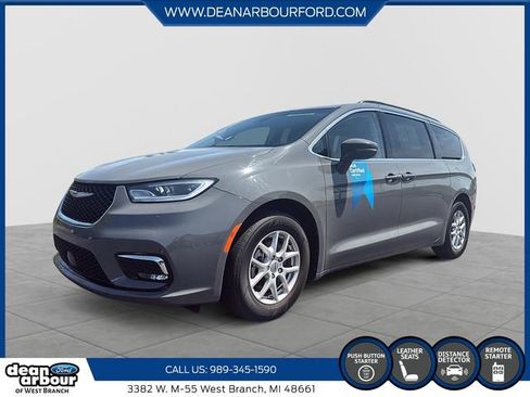 Used 2022 Chrysler Pacifica Touring-L FWD image 1