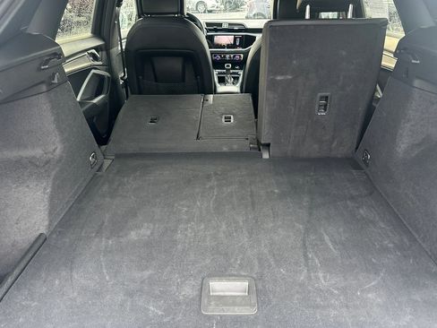 Used 2025 Audi Q3 2.0T Premium image 15