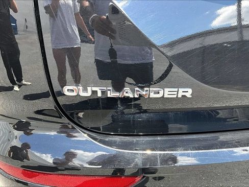 Used 2024 Mitsubishi Outlander SE AWD/4WD image 22