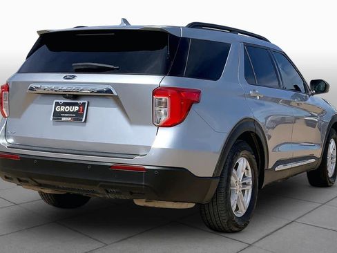 Used 2020 Ford Explorer XLT RWD image 13