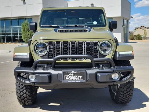 New 2026 Jeep Gladiator Willys AWD/4WD image 5