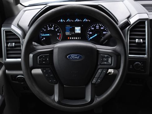 Used 2018 Ford F350 XLT w/ XLT Value Package image 17