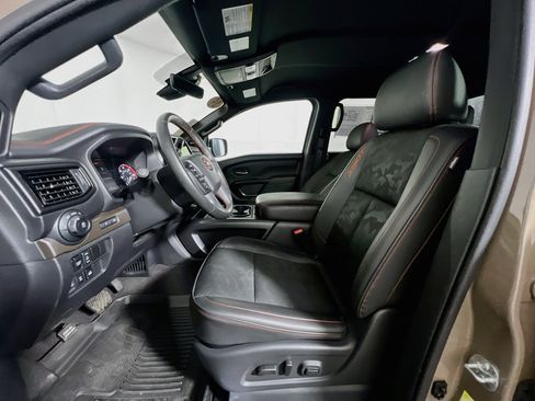 Used 2024 Nissan Titan PRO-4X w/ Pro-4x Utility Package AWD/4WD image 14