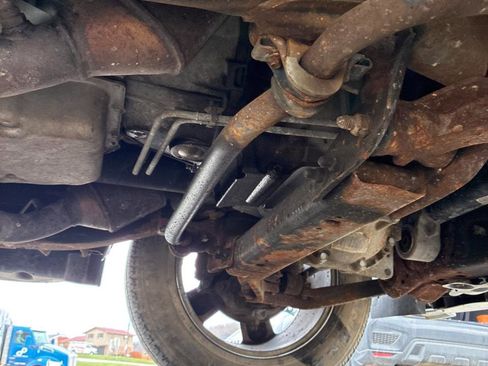 Used 2014 Chevrolet Suburban LTZ image 25