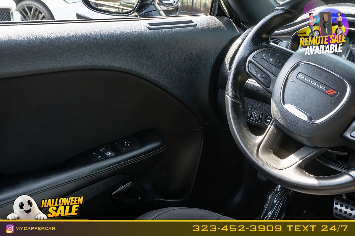 Used 2021 Dodge Challenger R/T w/ Blacktop Package RWD image 15