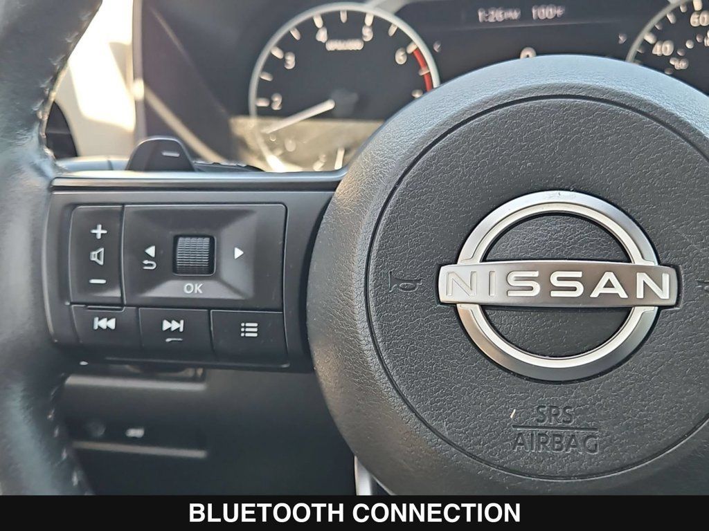 Used 2024 Nissan Rogue SV w/ SV Premium Package FWD image 24