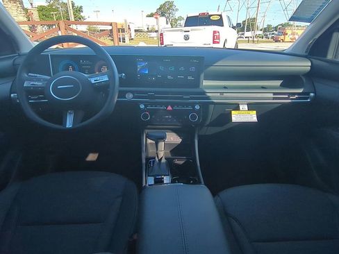 New 2026 Hyundai Tucson SEL FWD image 18