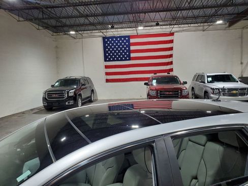 Used 2012 Toyota Venza Limited image 44