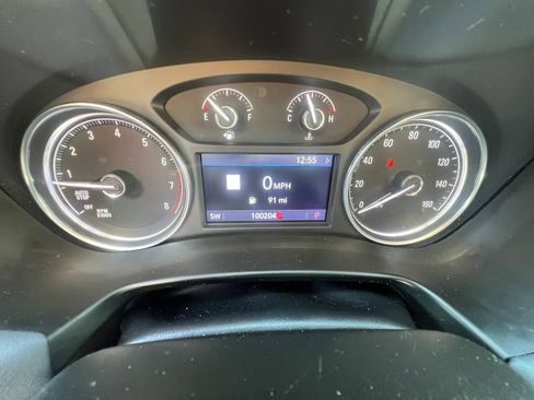 Used 2020 Buick Enclave Premium w/ Sun and Sites Package AWD/4WD image 20