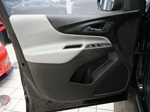 Used 2023 Chevrolet Equinox LS w/ Driver Confidence II Package image 23