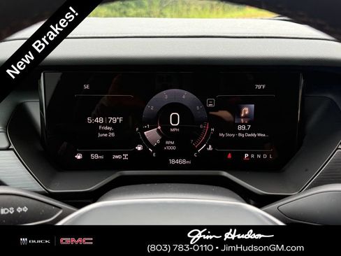 Certified 2024 GMC Acadia AT4 w/ Luxury Package AWD/4WD image 29