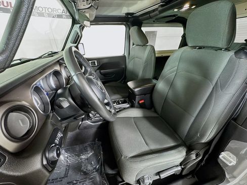 Used 2019 Jeep Wrangler Sport AWD/4WD image 19