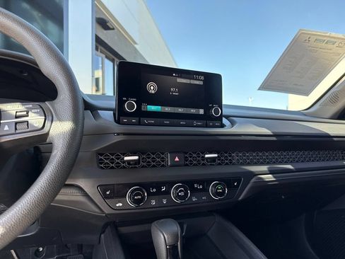 Used 2024 Honda Accord EX image 25