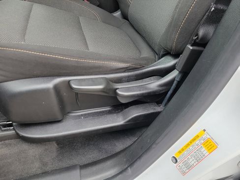 Used 2019 Chevrolet Traverse LS image 9