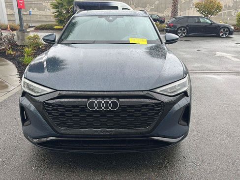 Used 2024 Audi Q8 e-tron Prestige w/ Prestige Package AWD/4WD image 3
