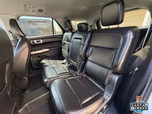 Certified 2022 Ford Explorer XLT w/ Equipment Group 202A AWD/4WD image 26