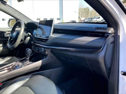 Used 2022 Jeep Compass Altitude image 17