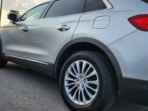 Used 2016 Lincoln MKX Select w/ Select Plus Package image 10