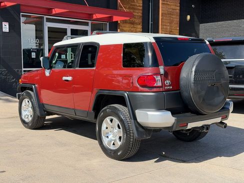 Used 2010 Toyota FJ Cruiser 4WD image 14