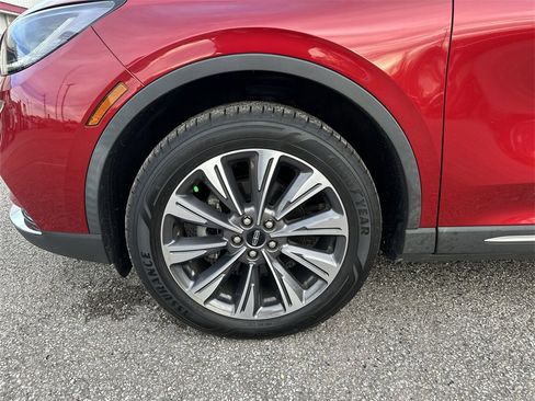 Used 2021 Lincoln Corsair Reserve image 10