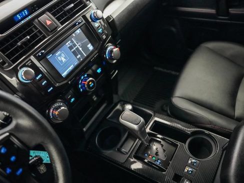 Used 2019 Toyota 4Runner TRD Off-Road Premium AWD/4WD image 51
