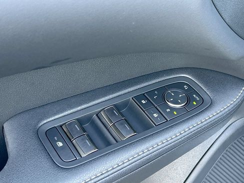 Used 2026 Lexus RX 350 Premium w/ Accessory Package (Z1) FWD image 31