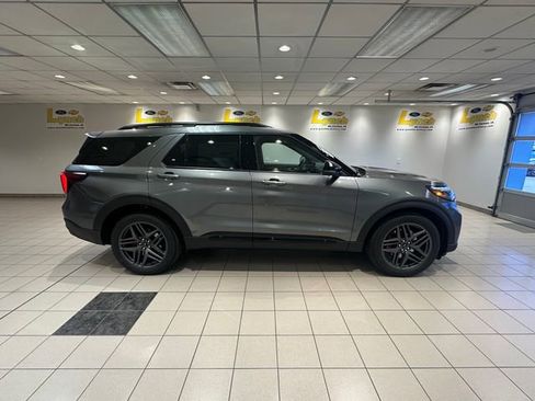 New 2026 Ford Explorer ST AWD/4WD image 3