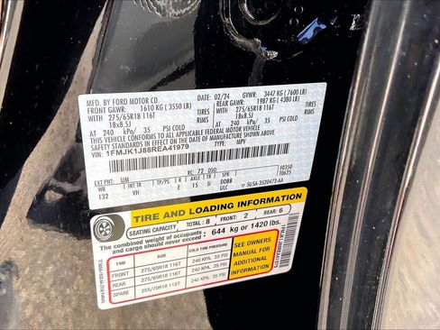 Used 2024 Ford Expedition Max XLT image 33