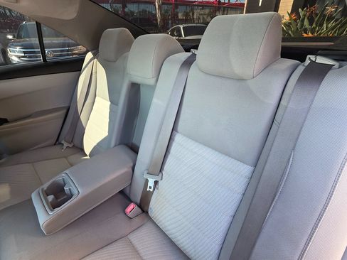 Used 2017 Toyota Camry LE FWD image 22
