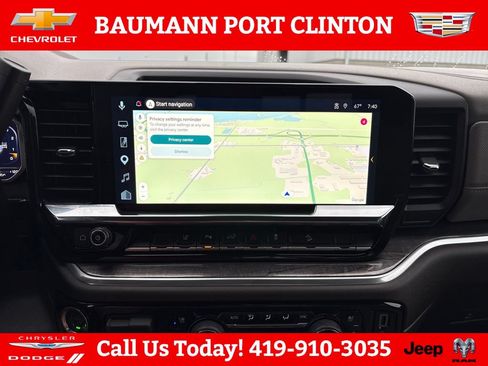 Used 2025 Chevrolet Silverado 2500 LTZ w/ LTZ Convenience Package AWD/4WD image 20