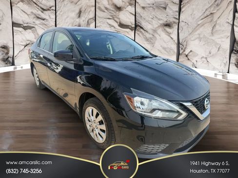 Used 2019 Nissan Sentra S FWD image 2
