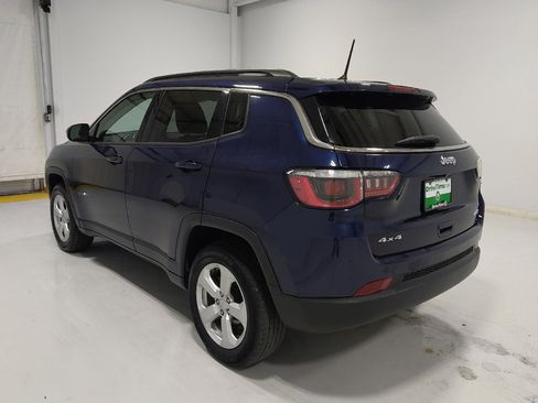Used 2018 Jeep Compass Latitude AWD/4WD image 5