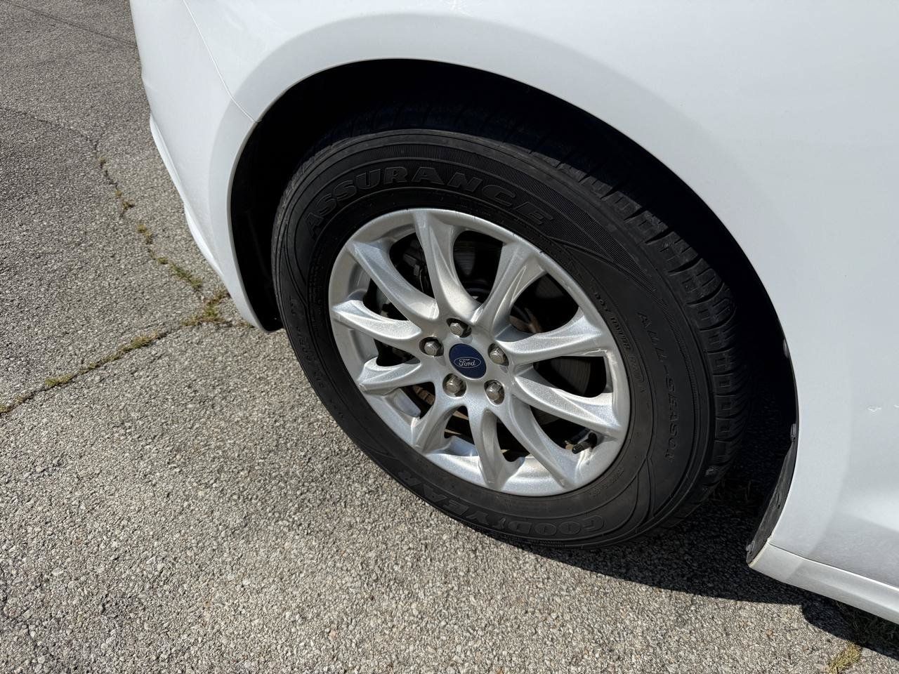 Used 2018 Ford Fusion S FWD image 15