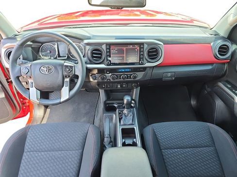Used 2023 Toyota Tacoma SR5 w/ Technology Package AWD/4WD image 10