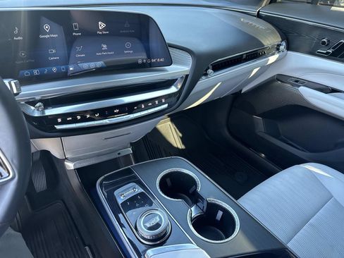 Used 2024 Cadillac Lyriq Luxury RWD image 23