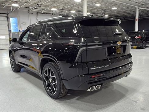 New 2026 Chevrolet Traverse High Country w/ LPO, Floor Liner Package image 8