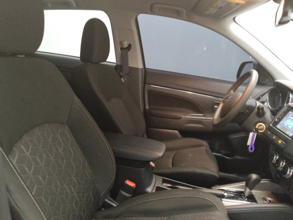 Used 2025 Mitsubishi Outlander Sport AWD image 21