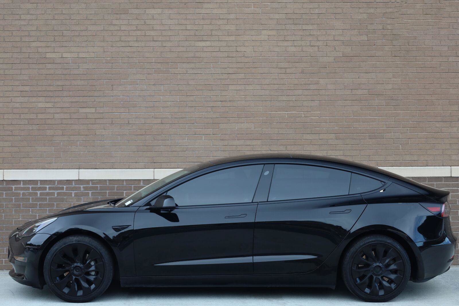 Used 2021 Tesla Model 3 Standard Range Plus RWD image 4