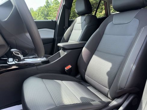 New 2026 Chevrolet Trax LT FWD image 14