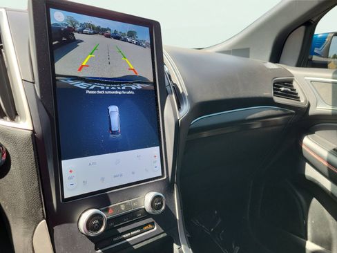 Used 2022 Ford Edge ST-Line image 41