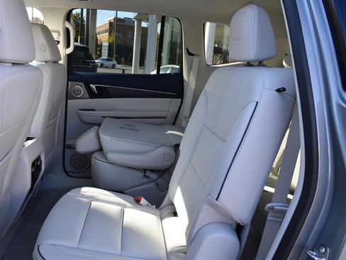 New 2026 Buick Enclave Avenir w/ Super Cruise Package image 13