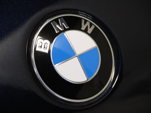 Used 2023 BMW X5 M50i w/ Climate Comfort Package image 28