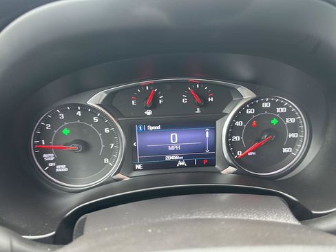 Used 2022 GMC Terrain SLE w/ Driver Convenience Package image 16