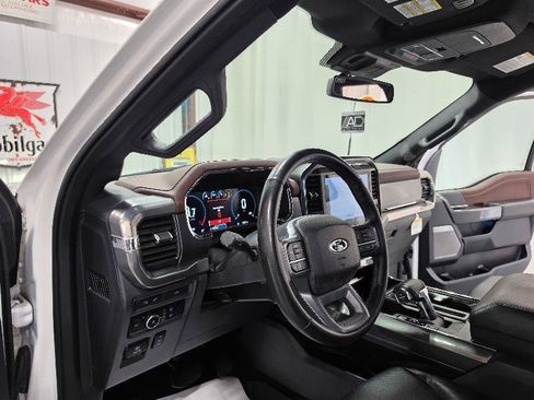Used 2023 Ford F150 Lariat AWD/4WD image 12
