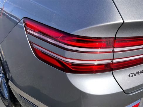 Used 2025 Genesis GV80 2.5T Standard AWD/4WD image 29