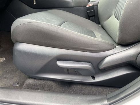 Used 2024 Toyota RAV4 LE image 20