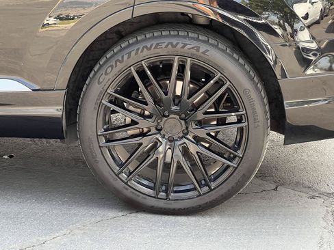 Used 2019 Audi Q7 3.0T Premium Plus AWD/4WD image 14