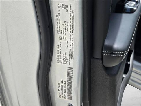 Used 2022 Jeep Grand Cherokee L Overland RWD image 22